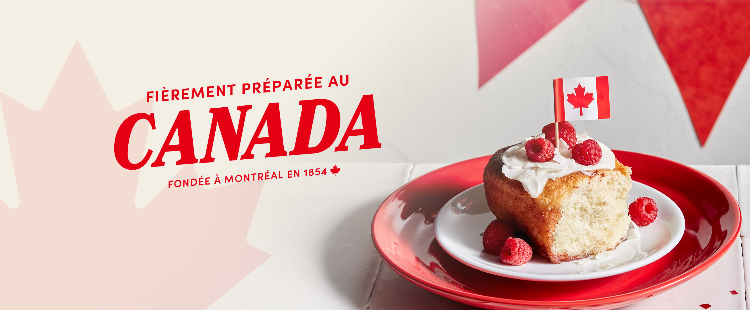 Brioches aux framboises avec texte Fièrement préparée au Canada Fondée à Montréal en 1854