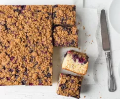 Gâteau streusel croustillant aux bleuets