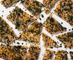 Craquelins sucrés-salés au nori