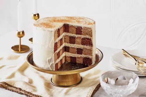 Eggnog_Cocoa_Checkered_Cake