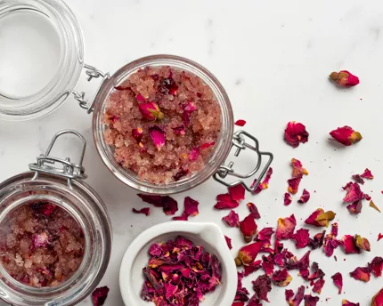 Name Rose_Sugar_Scrub_landscape_hero_web_ (1).jpg