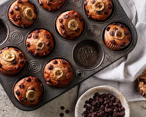 Muffins végétaliens aux bananes et pépites de chocolat